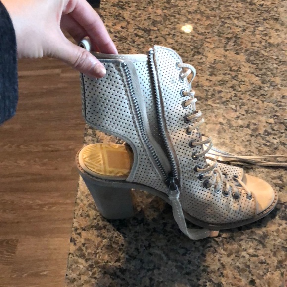 Dolce vita lira sandal 8 - Picture 4 of 4